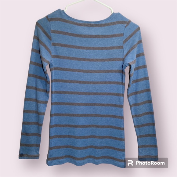 Old Navy Long Sleeve Shirt - Picture 4 of 4